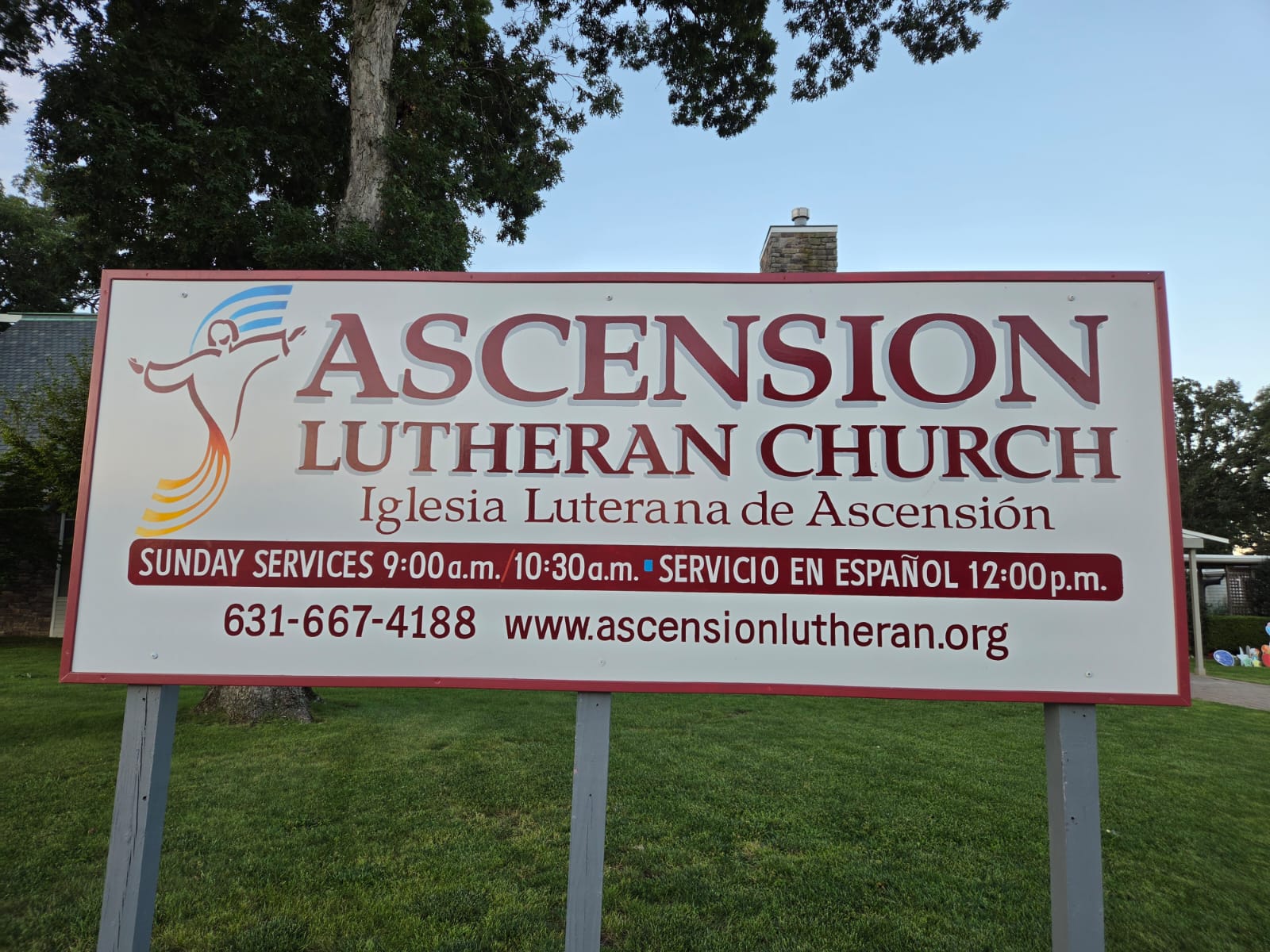 Iglesia Luterana Ascensión en Deer Park